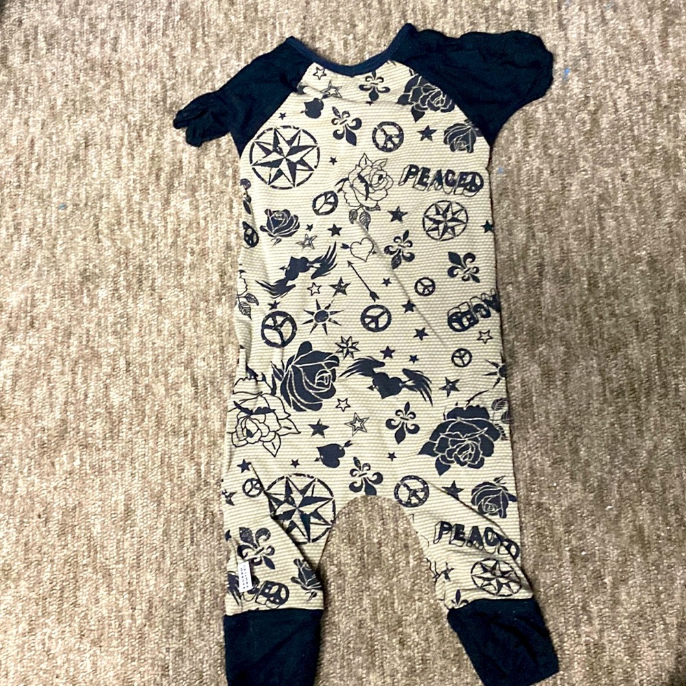 Random Rompers Tattoo print Black and Tan